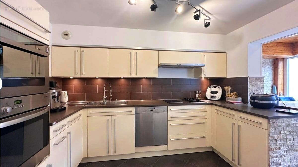 Appartement à SAINT-PIERRE-EN-FAUCIGNY
