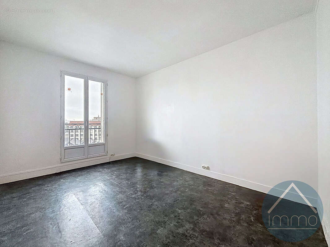 Appartement à ASNIERES-SUR-SEINE