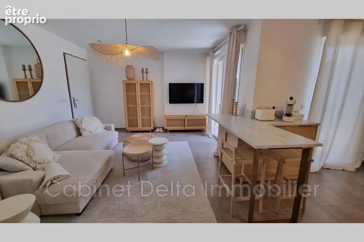 Appartement 2 pièces 44 m² à vendre à Sanary-Sur-Mer (83110) - photo 1