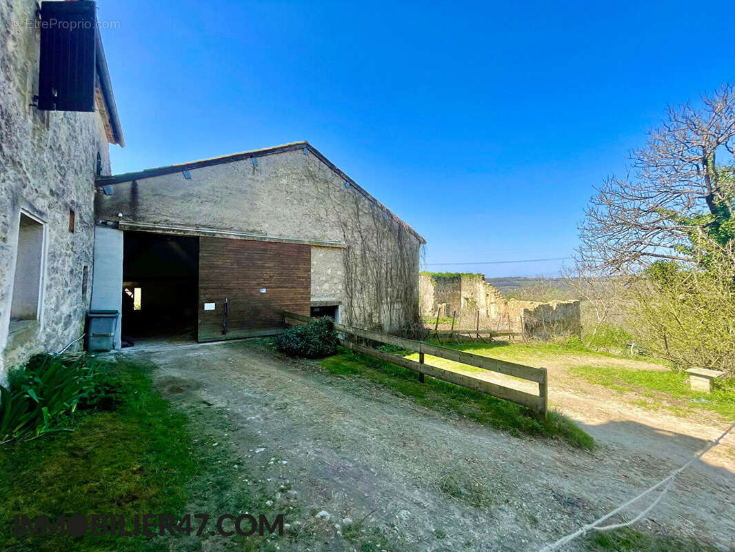 Maison à CLERMONT-DESSOUS