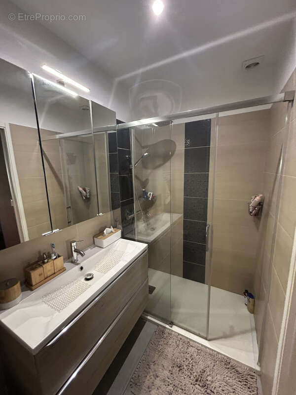 Maison à LE CASTELLET