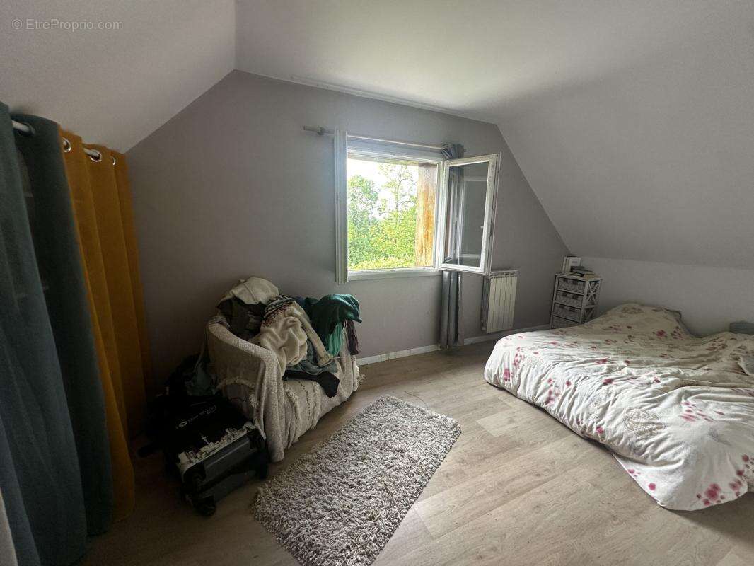 Maison à OBJAT
