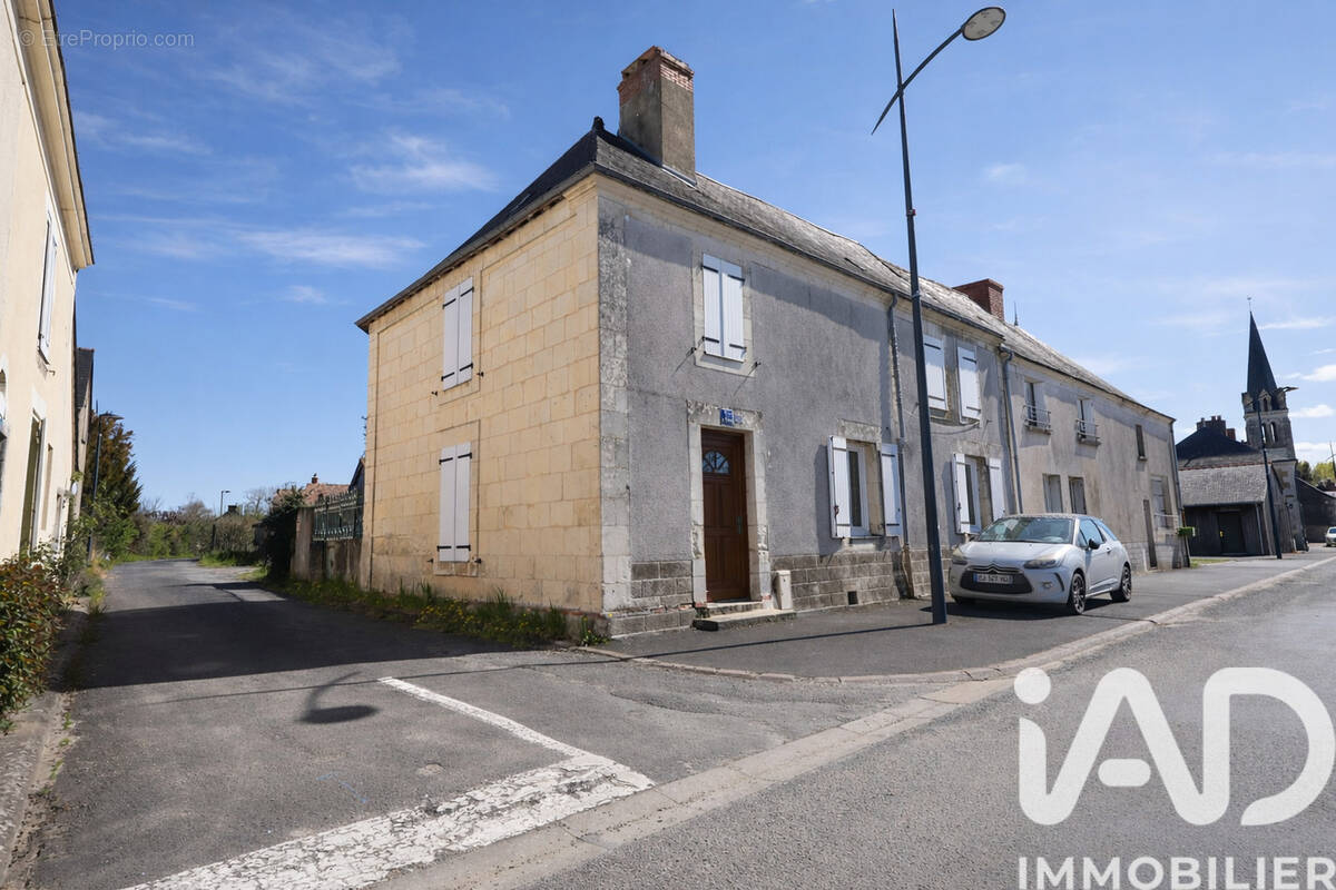 Photo 1 - Maison à NOYANT
