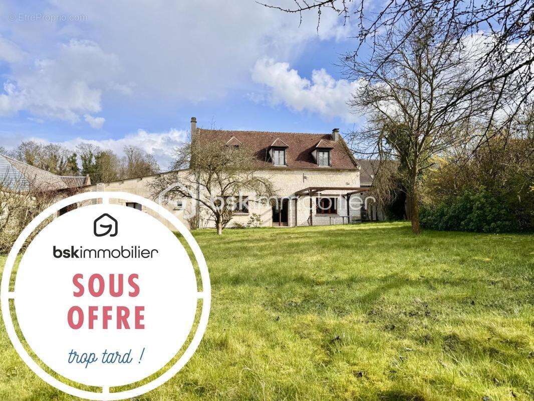 Maison à LA NEUVILLE-ROY