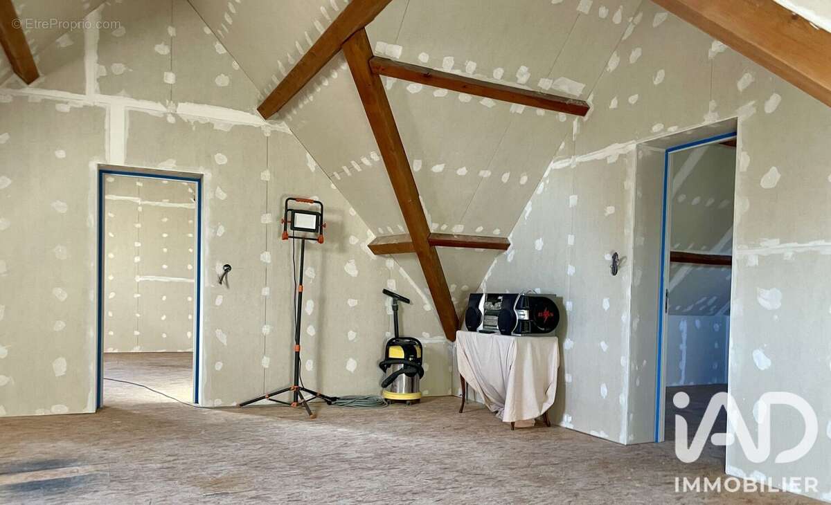 Maison 191 m² à La Coquille  - photo 9