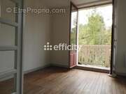 Appartement à LA MONNERIE-LE-MONTEL