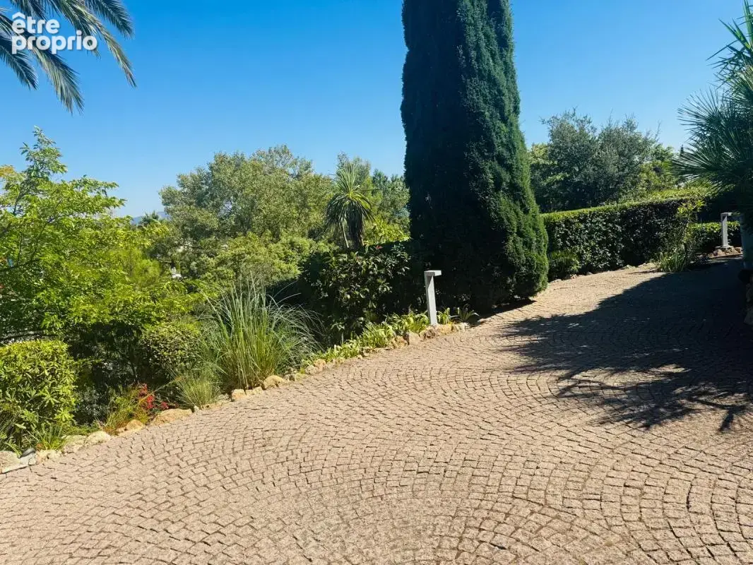 Bastide de charme provencale -vue mer-4 pces- 130 m2- terrai - photo 9