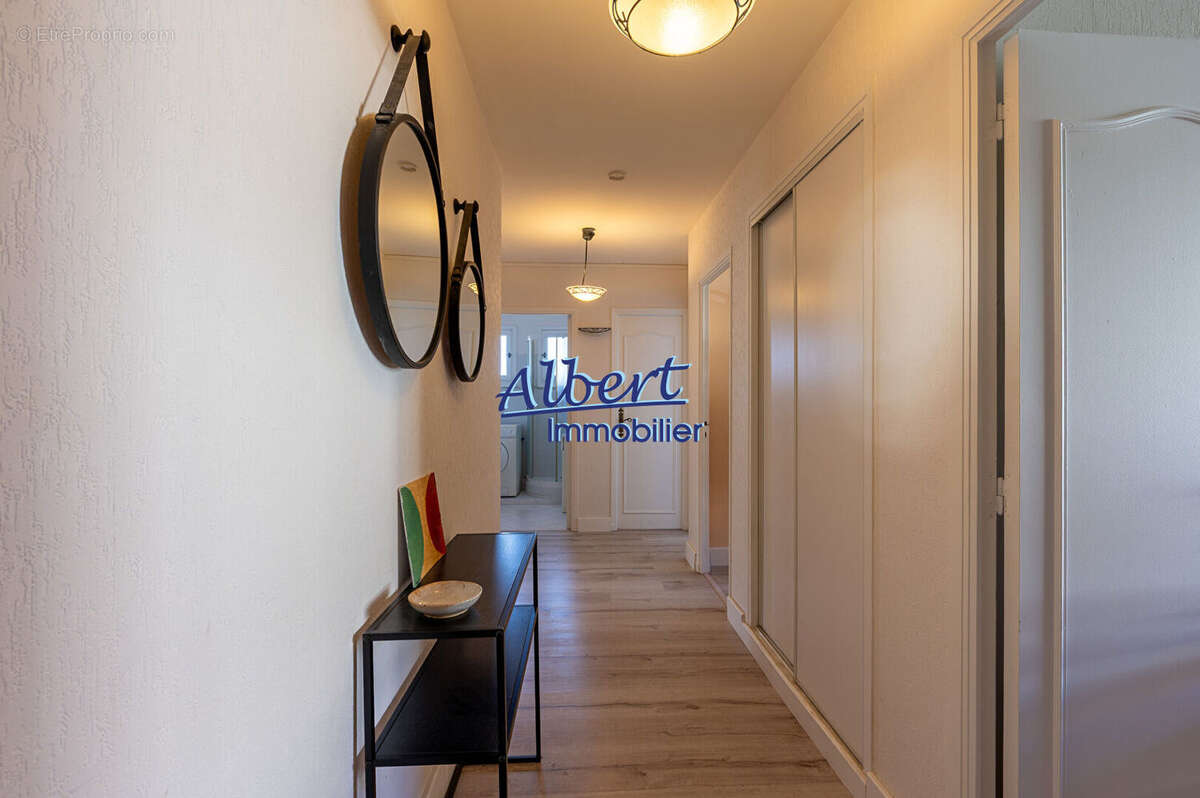 Appartement à SANARY-SUR-MER