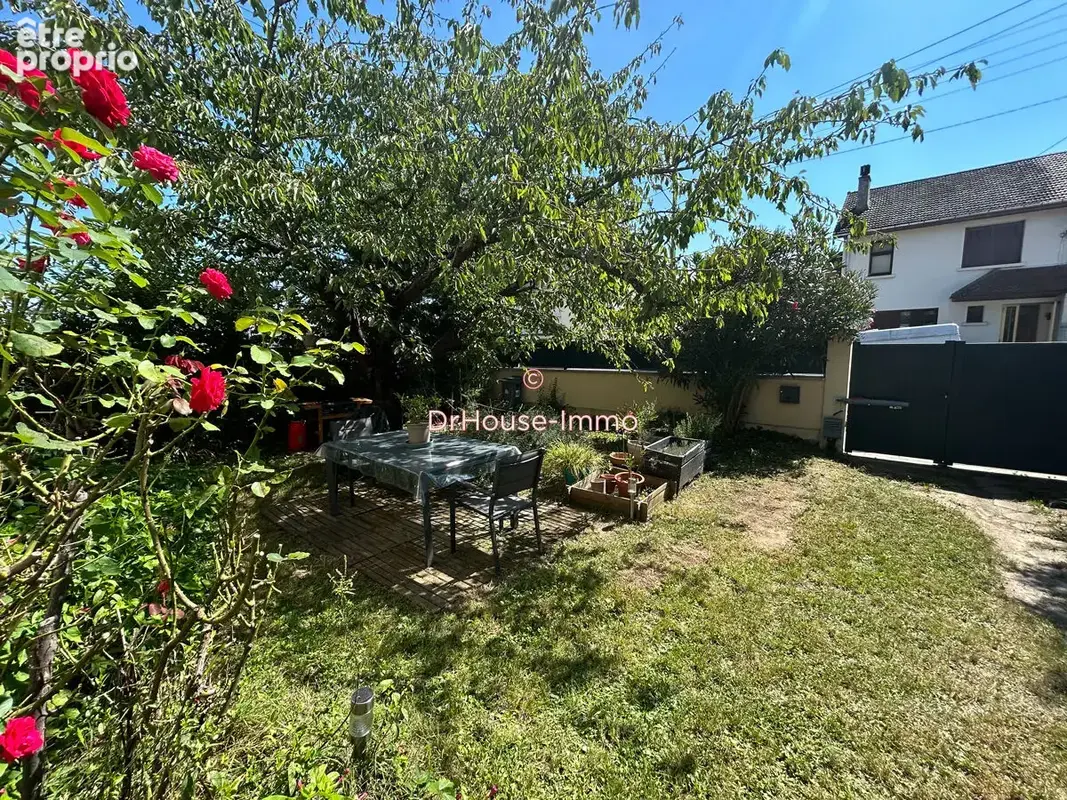 Maison 107 m² à Mantes-La-Ville  - photo 2
