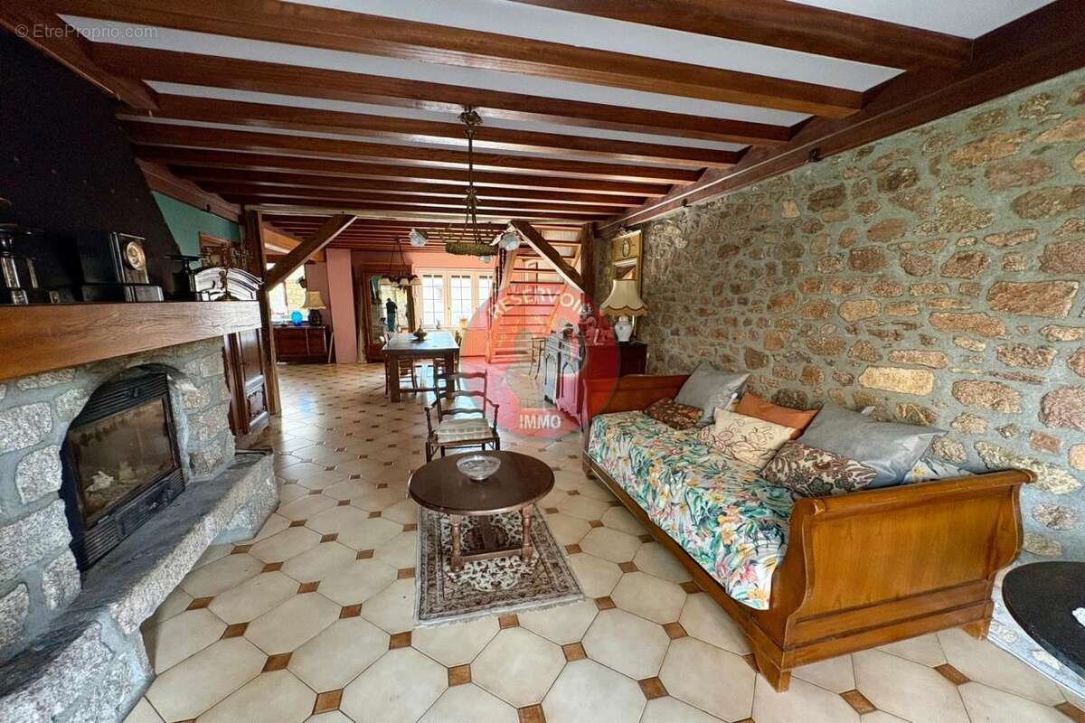 Maison à SAULIEU