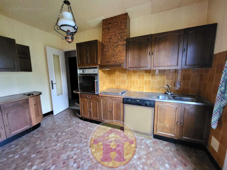 Maison à SAINT-JUNIEN