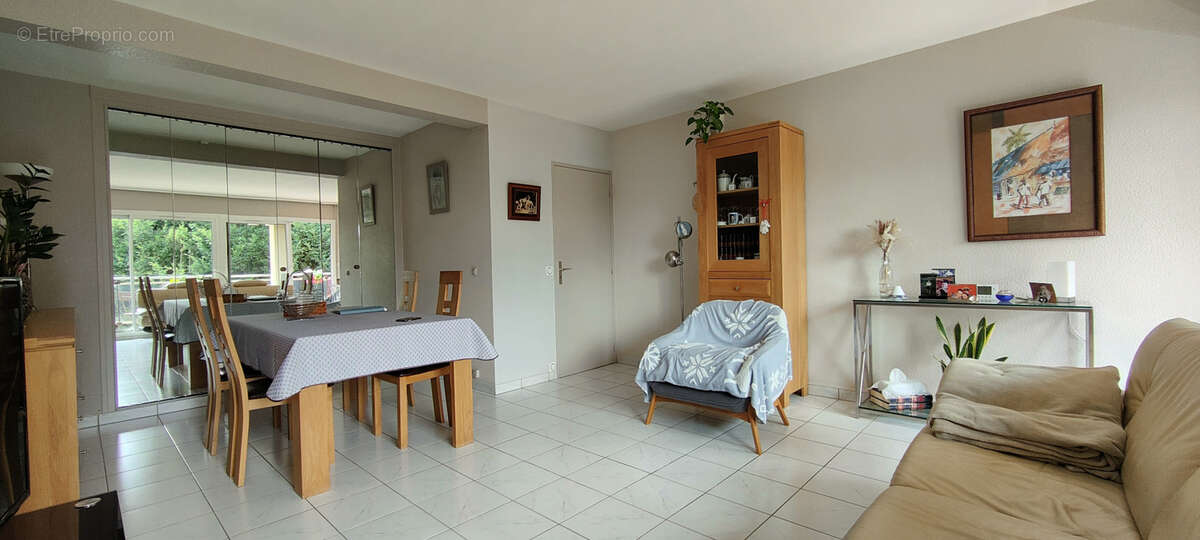 Appartement à LOUVRES
