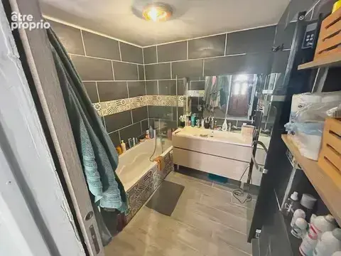 Creil – Maison familiale 103 m² avec piscine, jardin, garage et Dépendance - photo 3