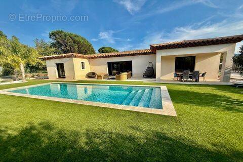 Maison à PLAN-DE-LA-TOUR