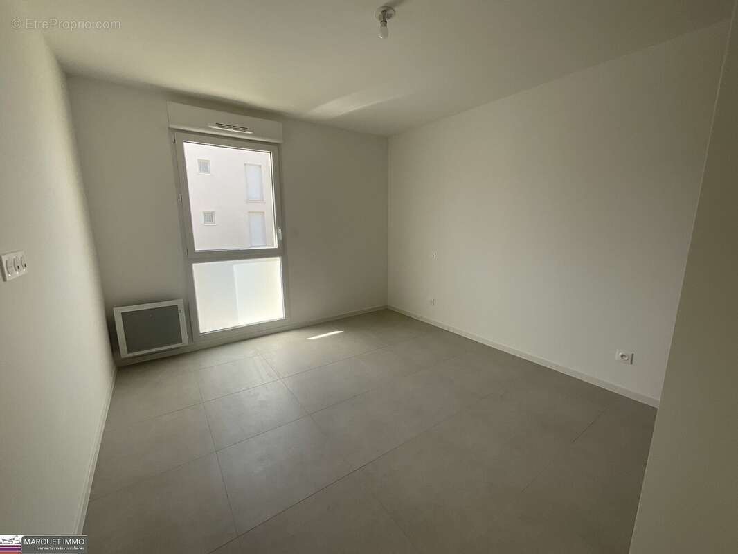 Appartement à SAUVIAN