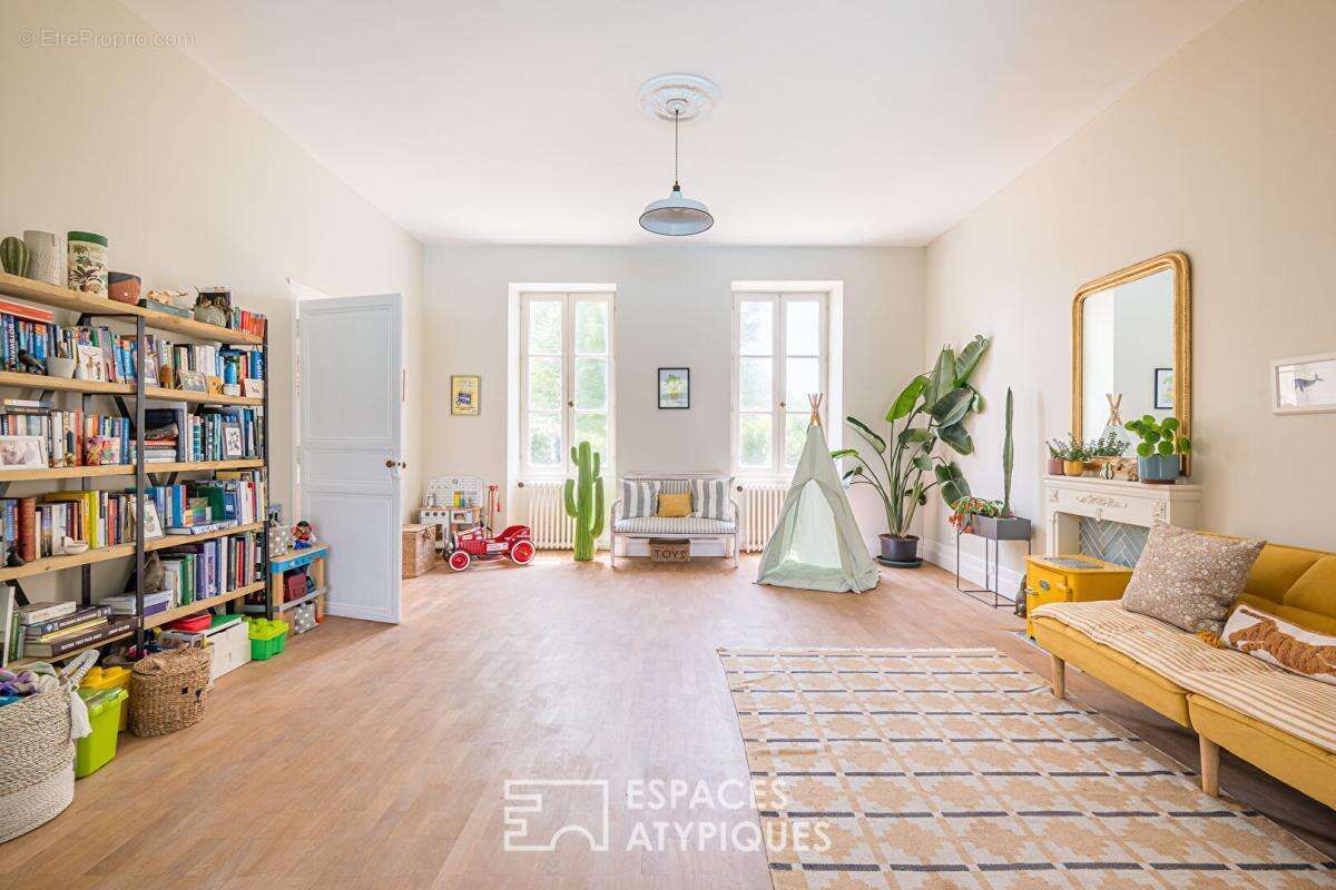 Maison à IZON