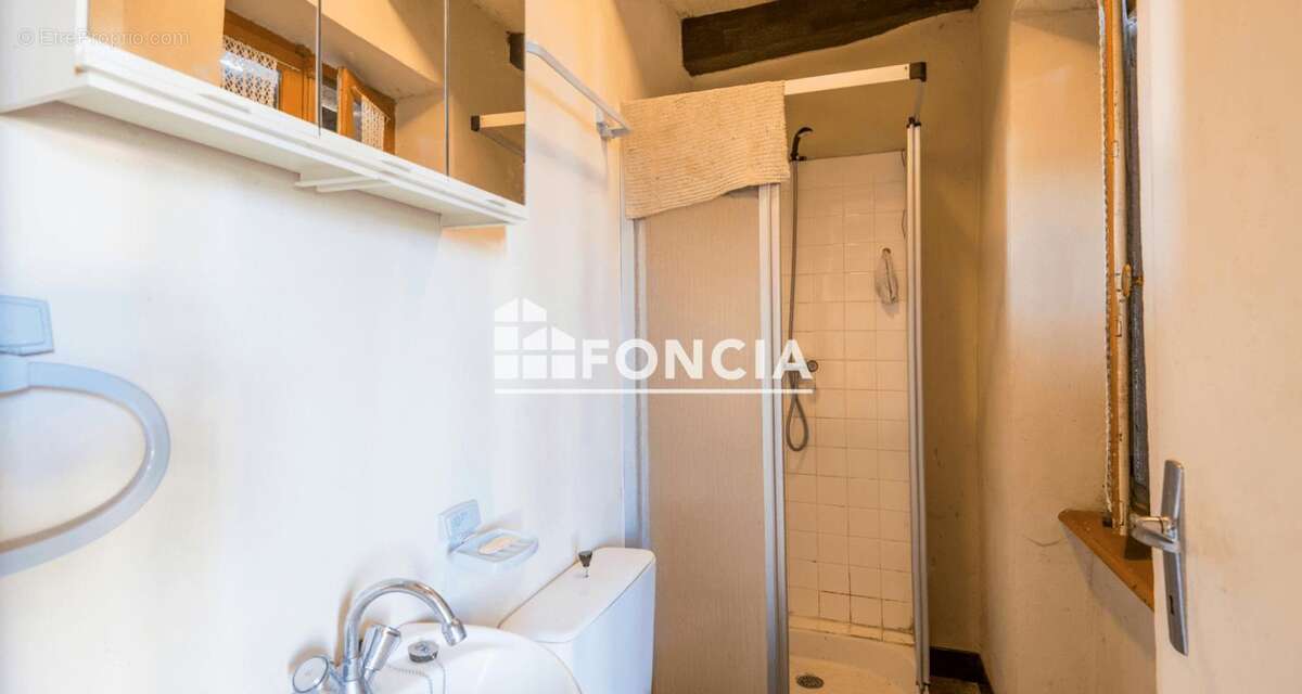 Maison à LUC-LA-PRIMAUBE