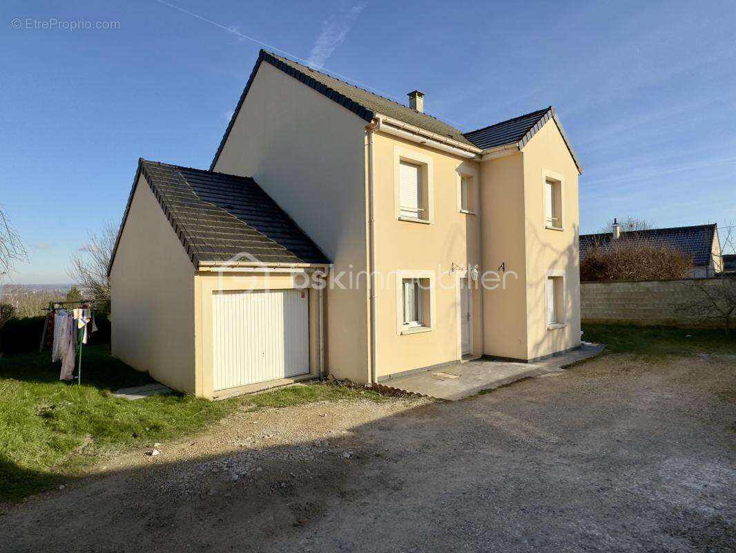 Maison à NANTEUIL-LES-MEAUX