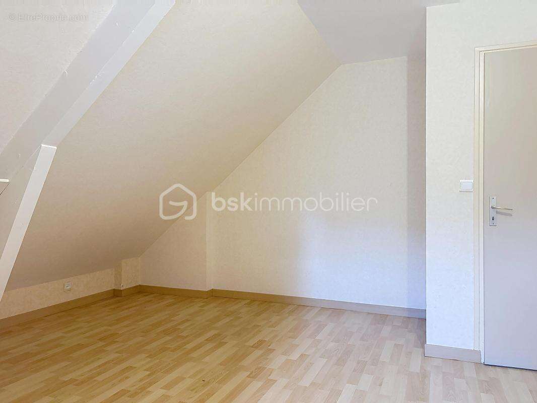 Maison à MESSIGNY-ET-VANTOUX