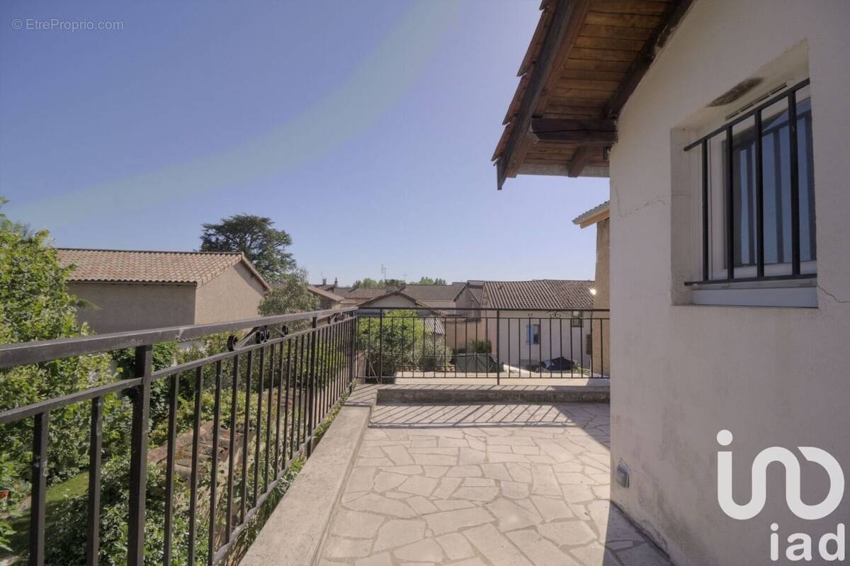 Photo 1 - Maison à MONTMERLE-SUR-SAONE