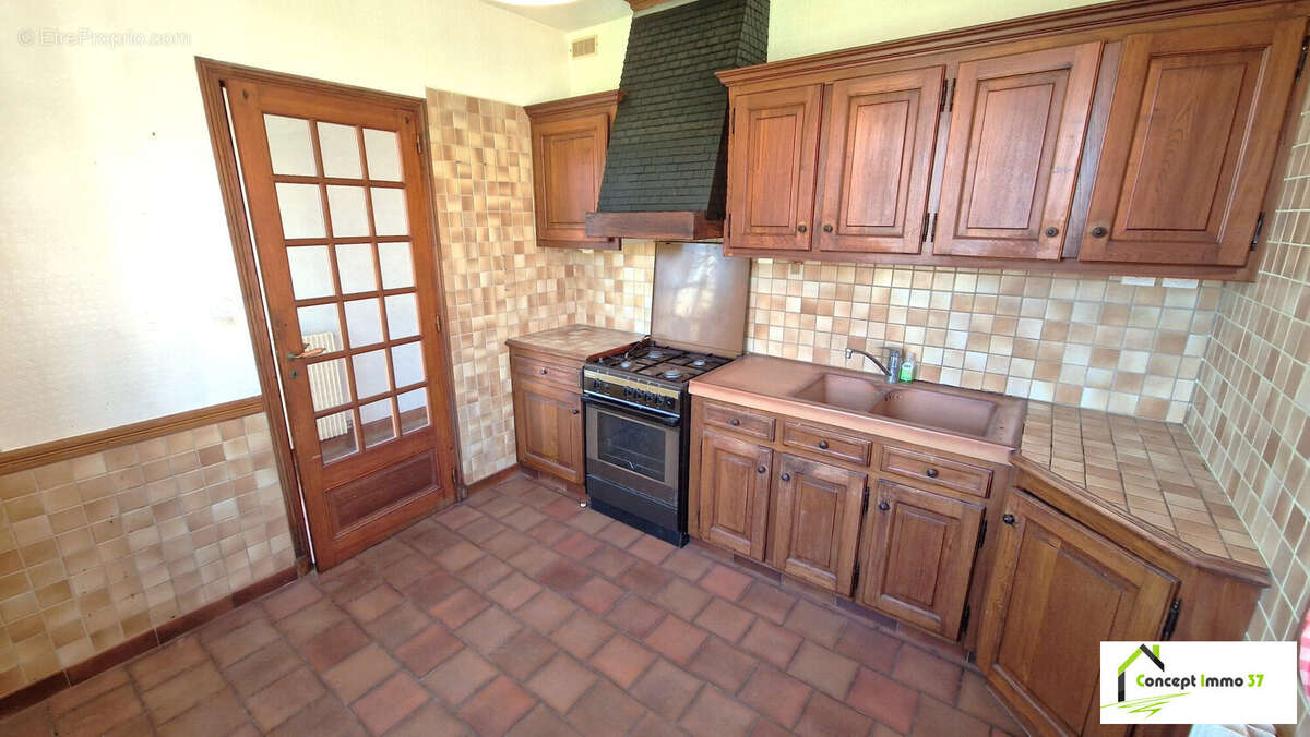 Maison à MONTLOUIS-SUR-LOIRE