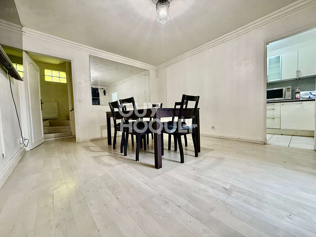 Maison à NEUILLY-PLAISANCE