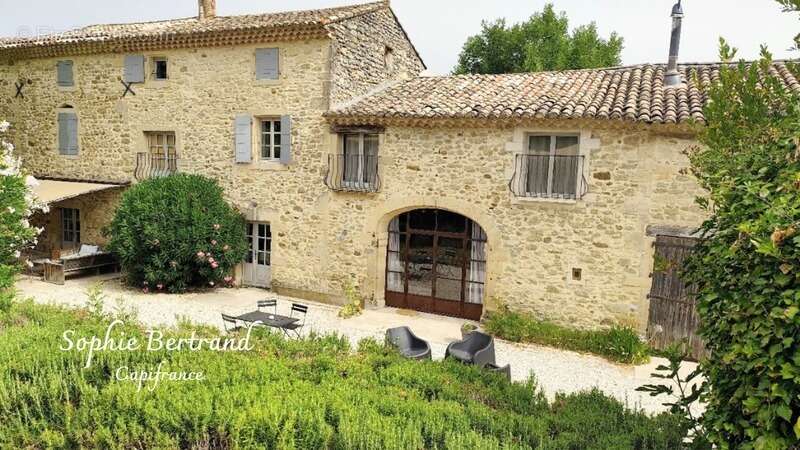 Propriété à vendre 14 pièces CHANTEMERLE LES GRIGNAN (26) - photo 7