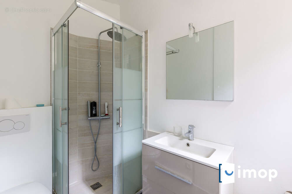 Appartement à PARIS-10E