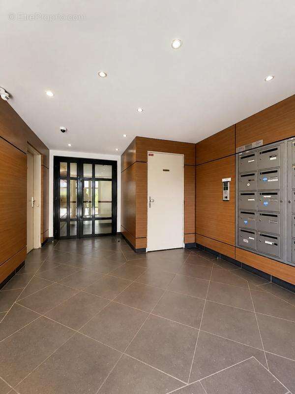 Appartement de 5 pièces de 95 m² à Osny - photo 13