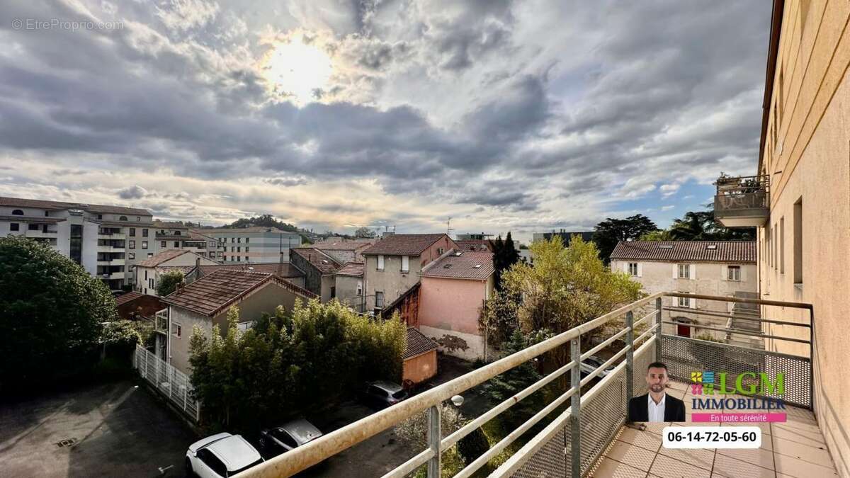 Appartement À Vendre - photo 2