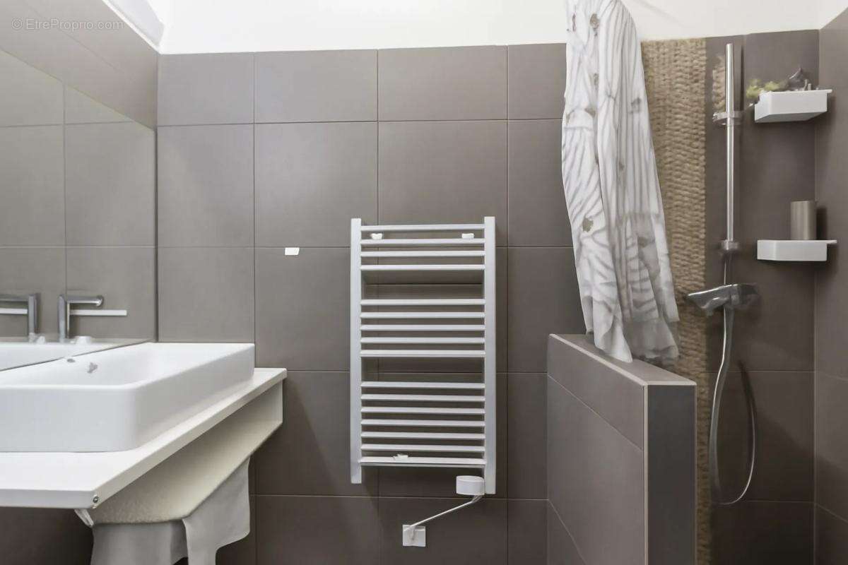 Maison à VAULX-EN-VELIN