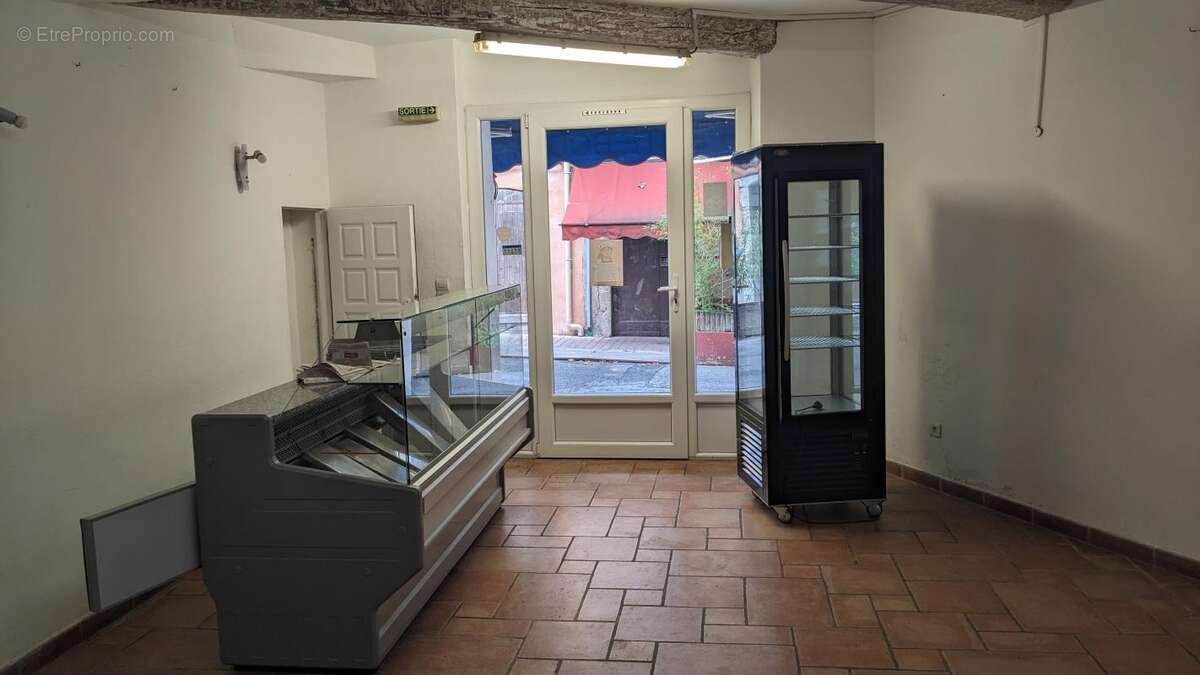 Commerce à BARGEMON