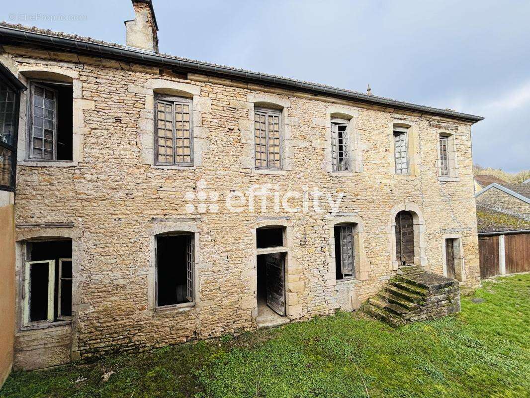 Maison à TERNANT