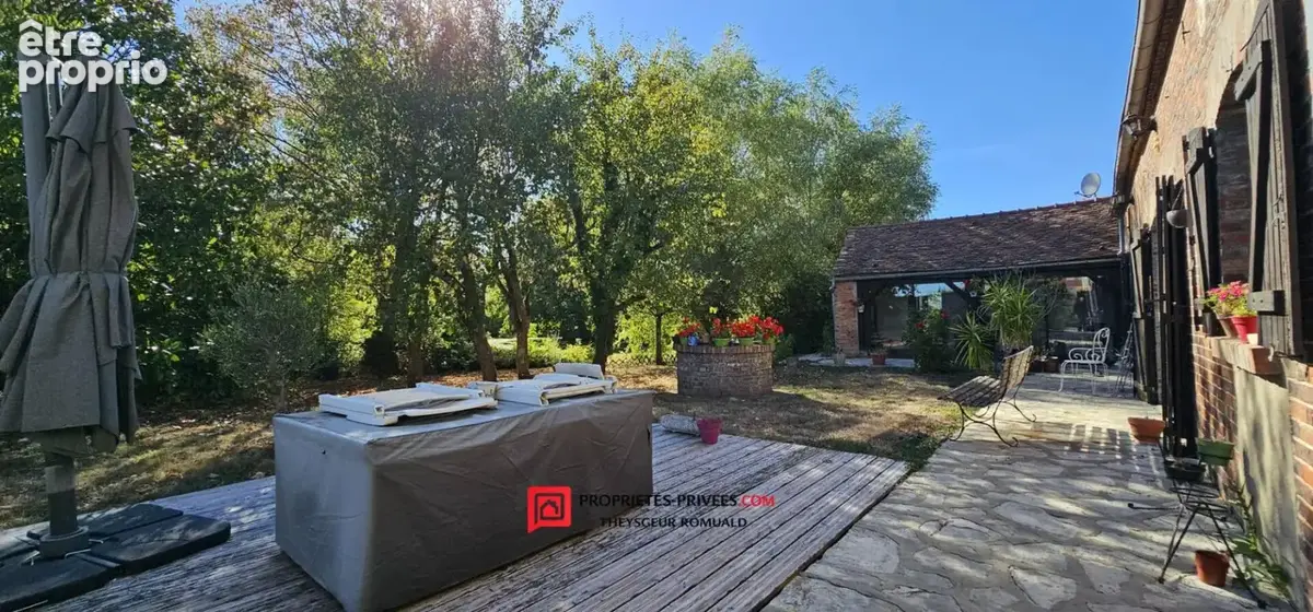Magnifique longère de 315 M² avec piscine couverte, tennis et étang sur 1,4 hectare - photo 14