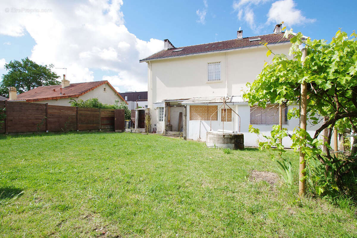 Maison familiale avec fort potentiel + Maison T2 de plain-pied indépendant - photo 15