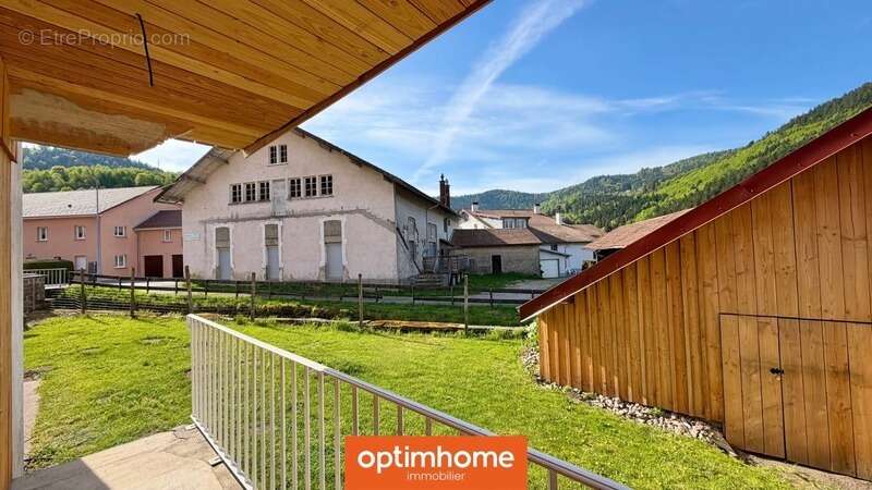  VENTRON – Maison mitoyenne avec jardin clos, dépendances et fort potentiel d’aménagement  - photo 18