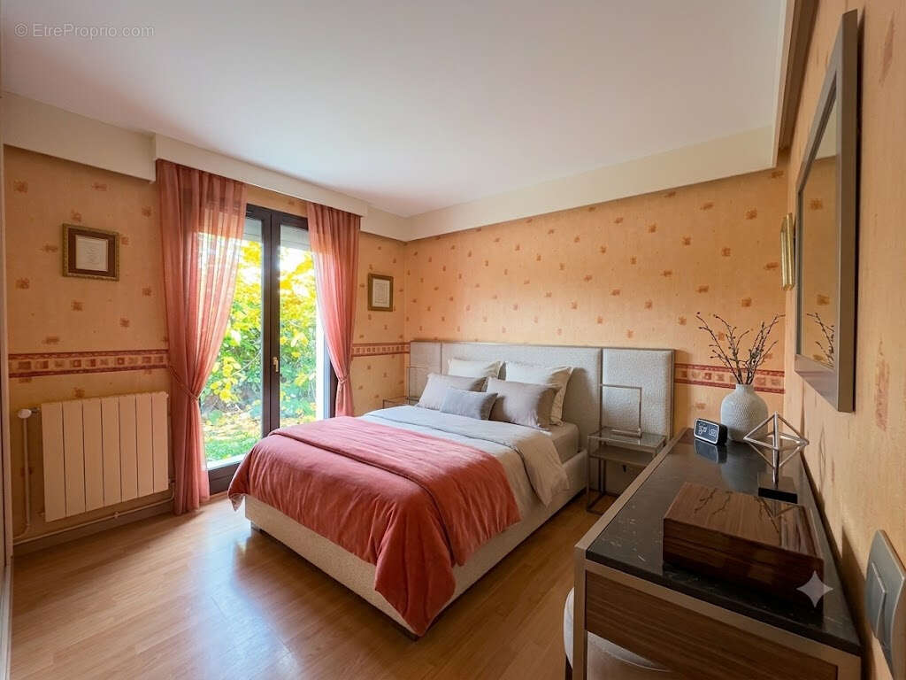 MAISON T4 de 100 M2 avec 478 M2 de terrain + Veranda + garage à vendre 31270 CUGNAUX - photo 9
