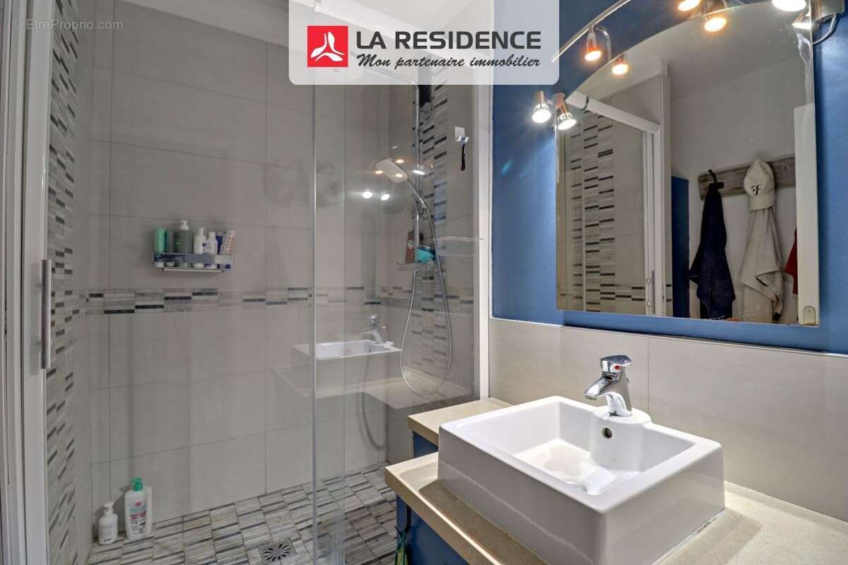 Appartement à VERNEUIL-SUR-SEINE