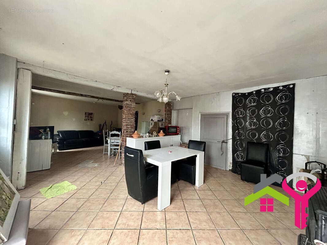 Maison à PREUX-AU-BOIS