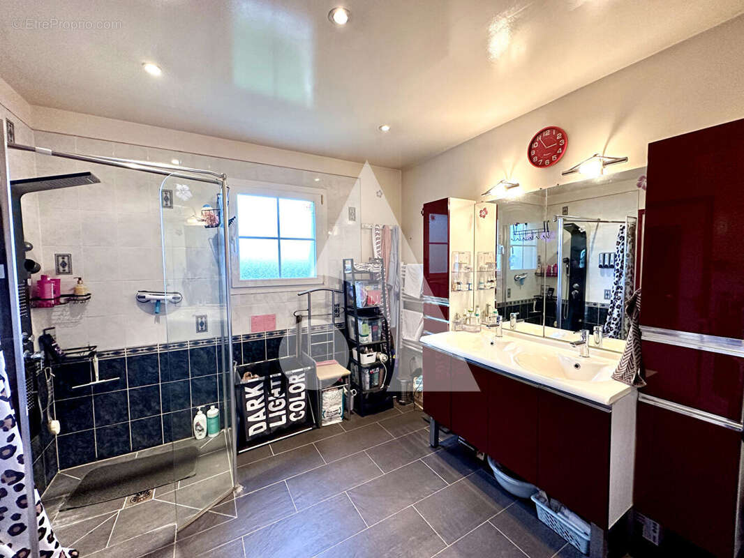 Maison à CONCHES-EN-OUCHE