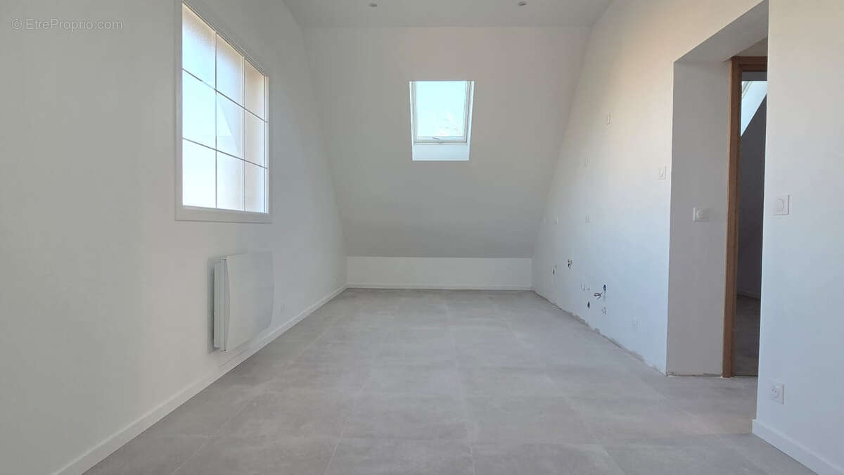 Appartement à LIMOURS