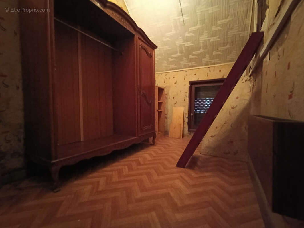 Maison à MONCHEAUX