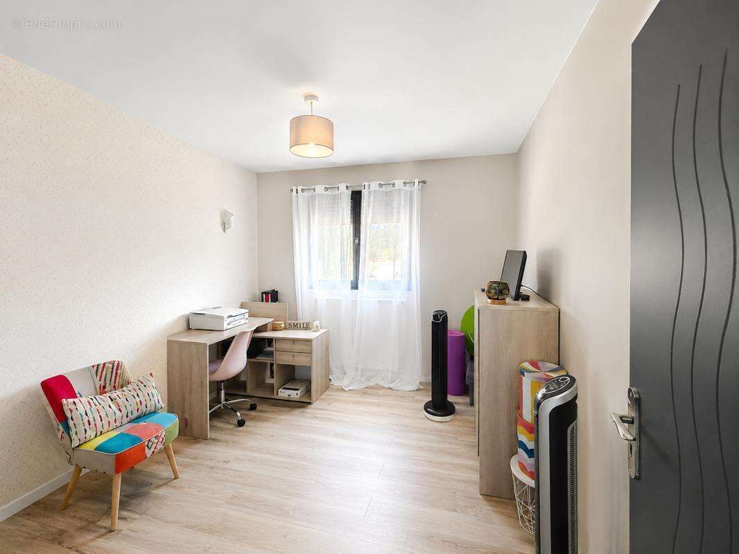Pins-Justaret - Superbe maison T6 contemporaine avec jardin - photo 15