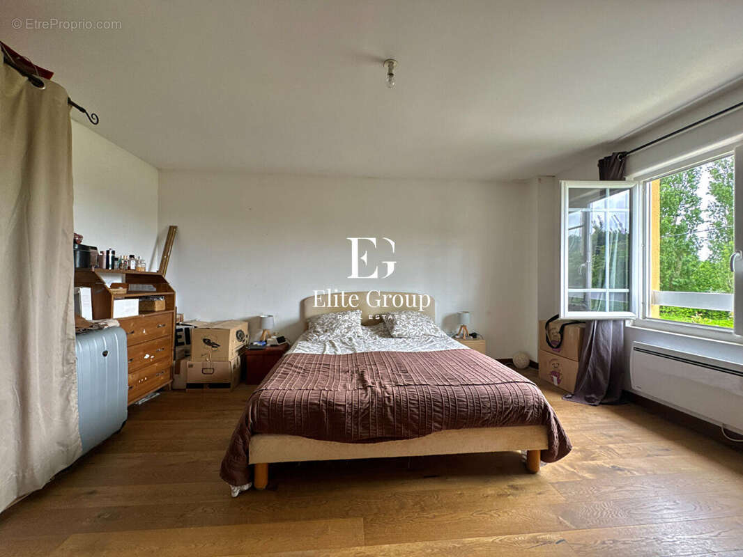 Maison à TONNAY-CHARENTE