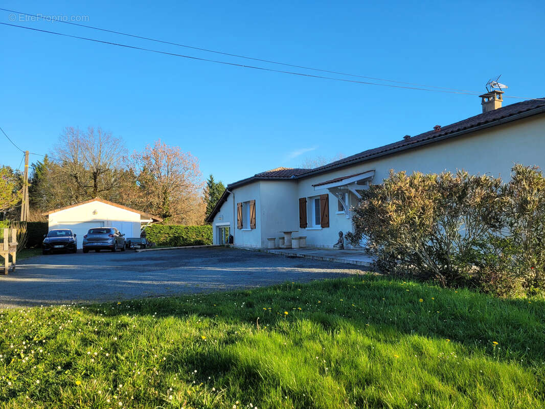 Maison à LEDAT