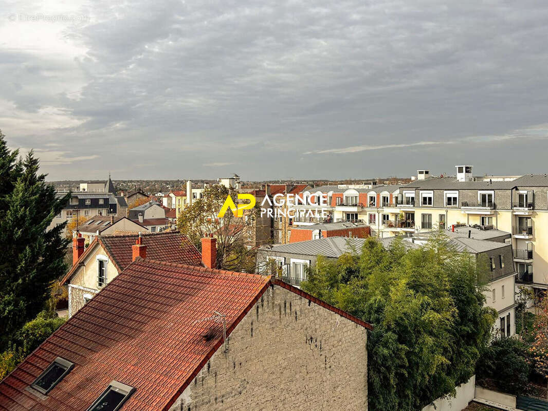 Appartement à SARTROUVILLE