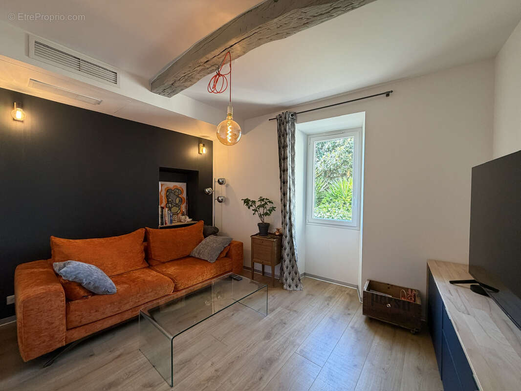 Maison à LA GAUDE