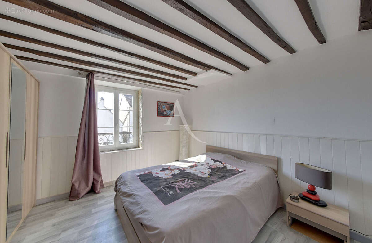 Appartement à CHEVRY-COSSIGNY