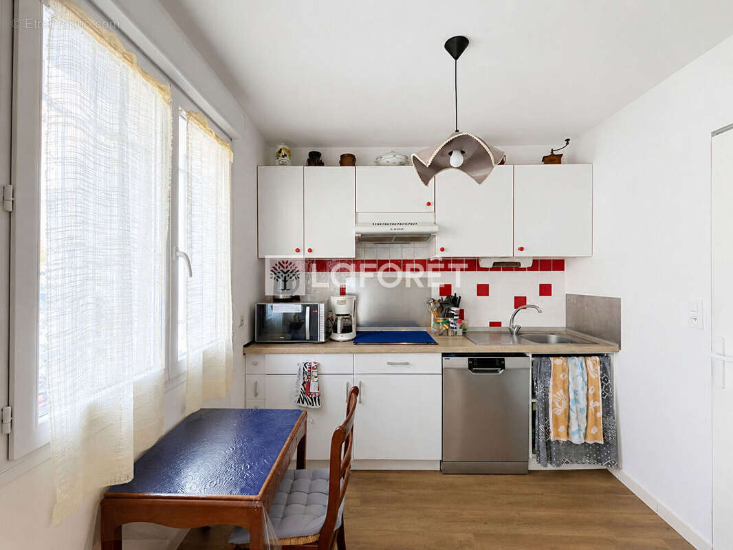 THUIR  Appartement T2 avec stationnement privatif - photo 4