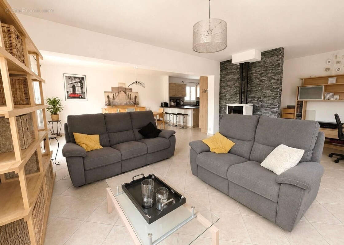 Maison 179 m² à Nailly  - photo 2